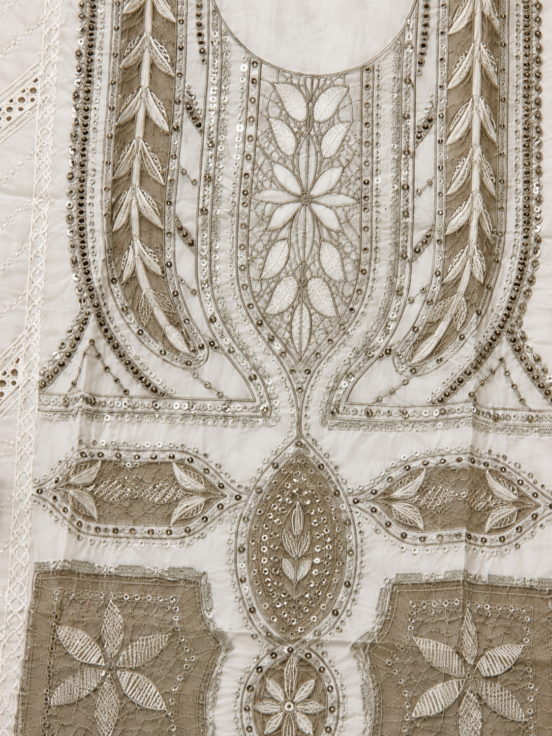 MARIA.B 3 Piece Unstitched Embroidered Pure Cotton Lawn Suit